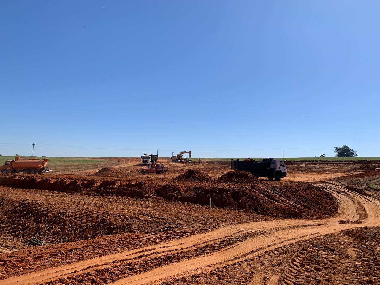 Trabalho de terraplenagem 10
