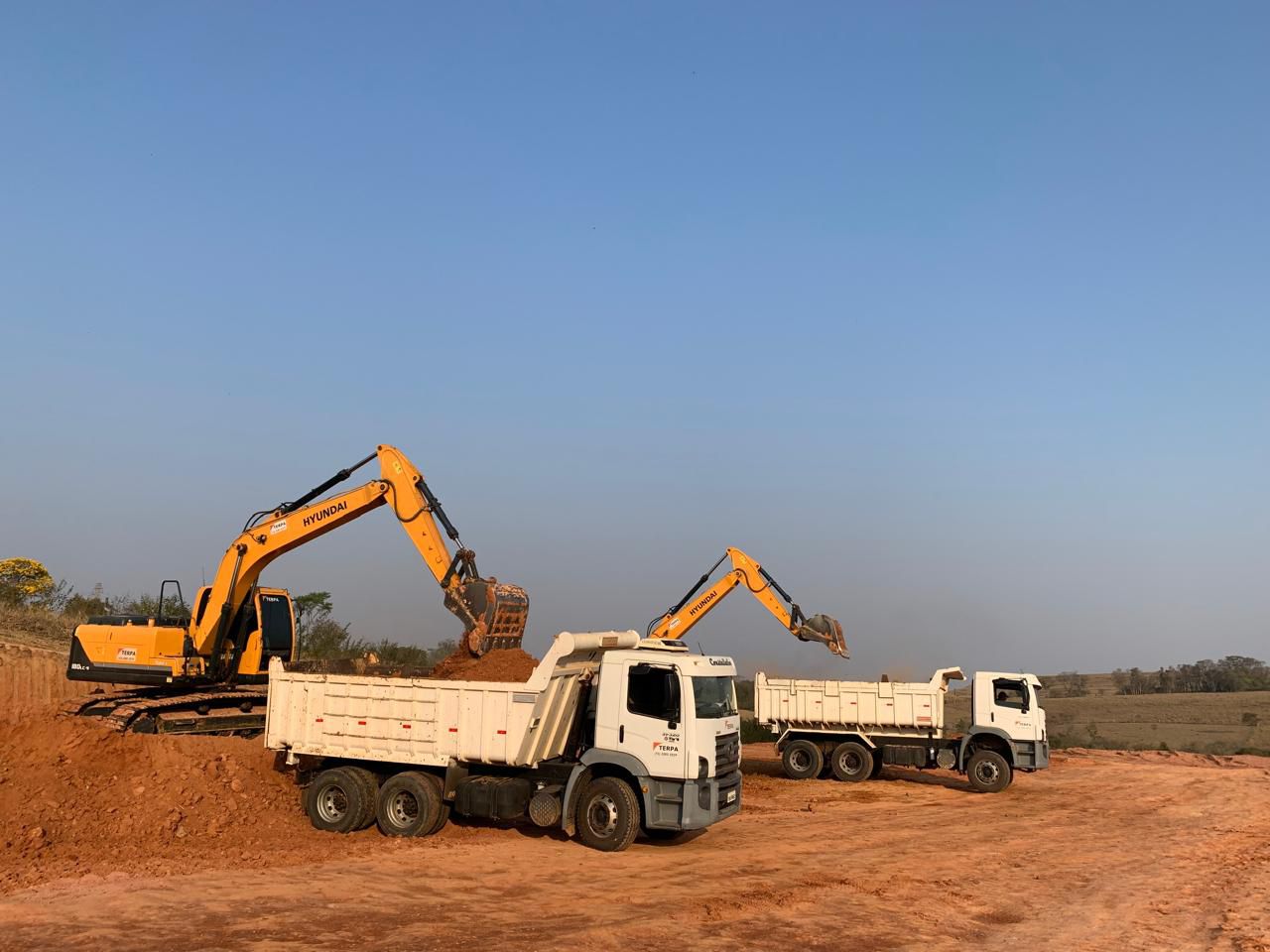Trabalho de terraplenagem 11